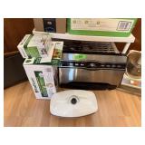 FOODSAVER / VACUUM SAVER W OTHER SMALL APPLIANCES