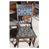 ANTIQUE OAK ROCKING CHAIR
