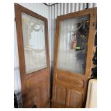PAIR OF ANTIQUE OAK DOORS W ORNATE GLASS WINDOWS
