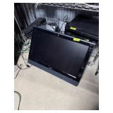 INSIGNIA FLAT SCREEN TV POWERS W UNIVERSAL STAND