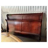 QUEEN SLEIGH BED