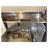 LARGE COMMERCIAL RESTAURANT ST STEEL SINK