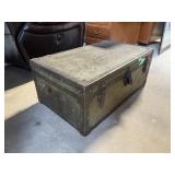 VINTAGE USMC MARINES FOOTLOCKER TRUNK
