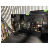 40in SAMSUNG FLAT SCREEN TV NO CORD TO TEST