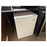 BLACK & DECKER MINI FRIDGE WORKS
