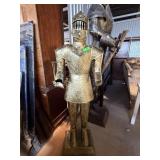 METAL SUIT OF ARMOR NOTE