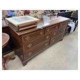 HICKORY & WHITE 2 TONE QUALITY DRESSER