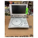 PORTABLE DVD PLAYER