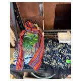 LOT OF MIXED CLOTHES