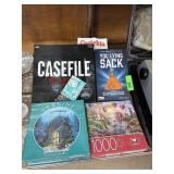 LOT OF MIXED PUZZLES GAMES ELECTRIC FOOTBALL