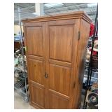 VERY NICE COMPUTER ARMOIRE W PULL OUT DESK