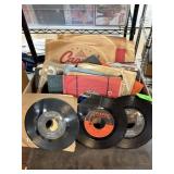 LOT OF GOOD SINGLES RECORDS COME FLIP THROUGH