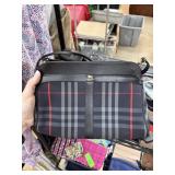 BURBERRY DESIGNER PURSE NOTE