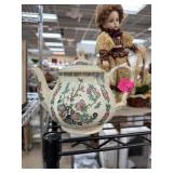 VINTAGE SADLER TEAPOT