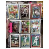COLLECTION OF MIXED BASEBALL CARDS NOLAN RYAN BO+