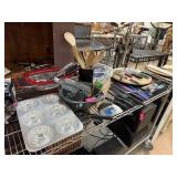 VERY LARGE LOT OF KITCHEN / KNIVES CLEAVERS PANS+