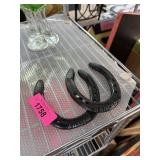 2PC IRON HORSESHOES