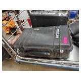 PELICAN HARD PROTECTIVE CASE