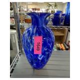 STAR BRAND ART GLASS VASE