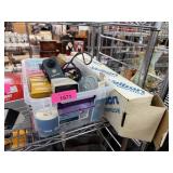 LOT OF SLIDES TRIPOD VIEWER / CANISTER MORE