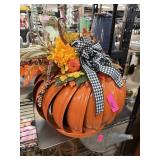 LARGE HALLOWEEN WHIRLEY BIRD DECORATION