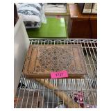 VINTAGE BOX W SMOKEBOMBS