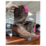 TONY LLAMA COWBOY BOOTS SZ 9