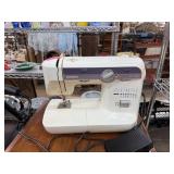 BROTHER SEWING MACHINE XL-5500