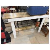 NICE ACCENT / ENTRY TABLE