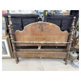 VINTAGE BED HEADBOARD / FOOTBOARD NOTE