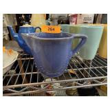 VINTAGE USA POTTERY PITCHER