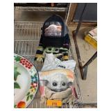 MANDALORIAN GROKU SHIRTS & HAT