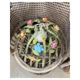 VINTAGE METAL HANGING LIGHT FIXTURE