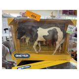 BREYER HORSE SHASTA MOON