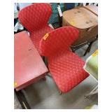 2PC RED QUILTED PLASTIC CHAIRS