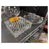 2PC VINTAGE ASHTRAYS