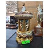 Capidomente Cigarette Music Box w Cherub Motif