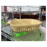 FTDA 1983 Ceramic Bakeware with Metal Holder