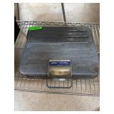 Pelouze Metal Parcel Scale
