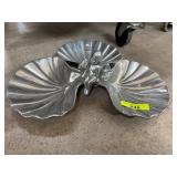 Aluminum Triple Shell-Shaped Serving Tray with Che