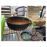 Cast Iron Skillet with Loop Handle