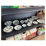 Villeroy & Boch Wildberry Dinnerware, 38 Pieces