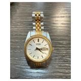 Seiko Quartz Two-Tone Wristwatch with Day-Date Dis