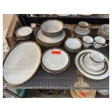 Meissner Fine China Dinnerware Set from Bavaria, G Meissner Fine China Dinnerware Set from Bavaria, G