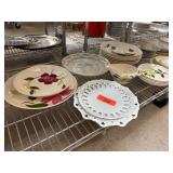 Hand-Painted Floral Ceramic Dishes Hand-Painted Floral Ceramic Dishes