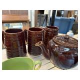 Brown Ceramic Teapot and Mug Set with Canadian-USA Brown Ceramic Teapot and Mug Set with Canadian-USA