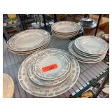 Farberware Dish Set with Floral Motif, Mixed Piece Farberware Dish Set with Floral Motif, Mixed Piece