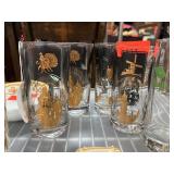 Four-Piece Souvenir Glassware Set with Landmark De