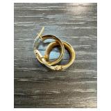 14 Karat Gold Hoop Earrings Weighing 1.3 g