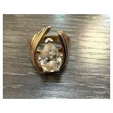 18k HGE Gold Band with Pear-Shaped Clear Stone